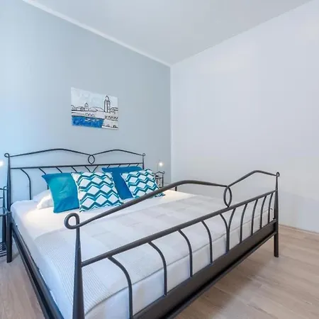 Made 4u Apartman Mlini